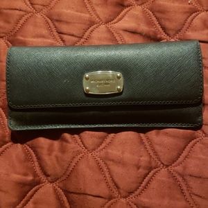 Michael Kors wallet Authentic
